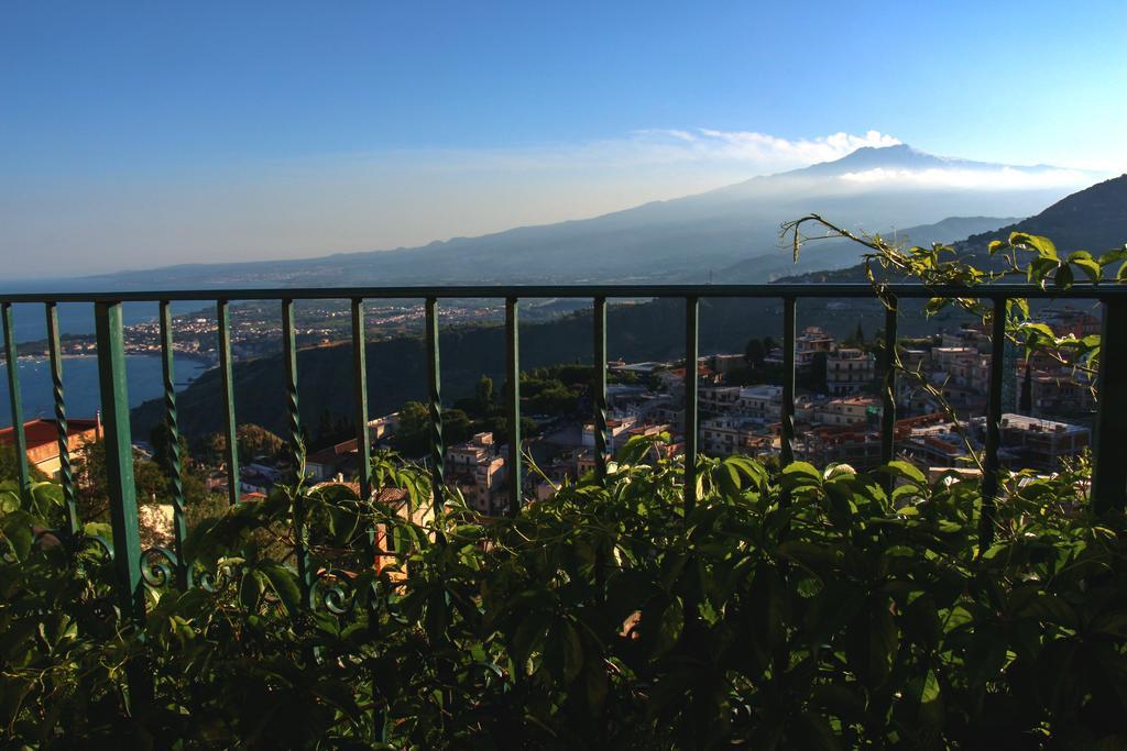 Bellavista Apartments Taormina Bilik gambar